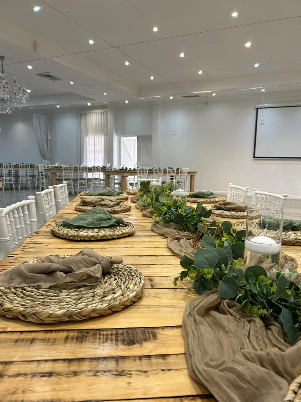 Grass woven placemats (hire only)