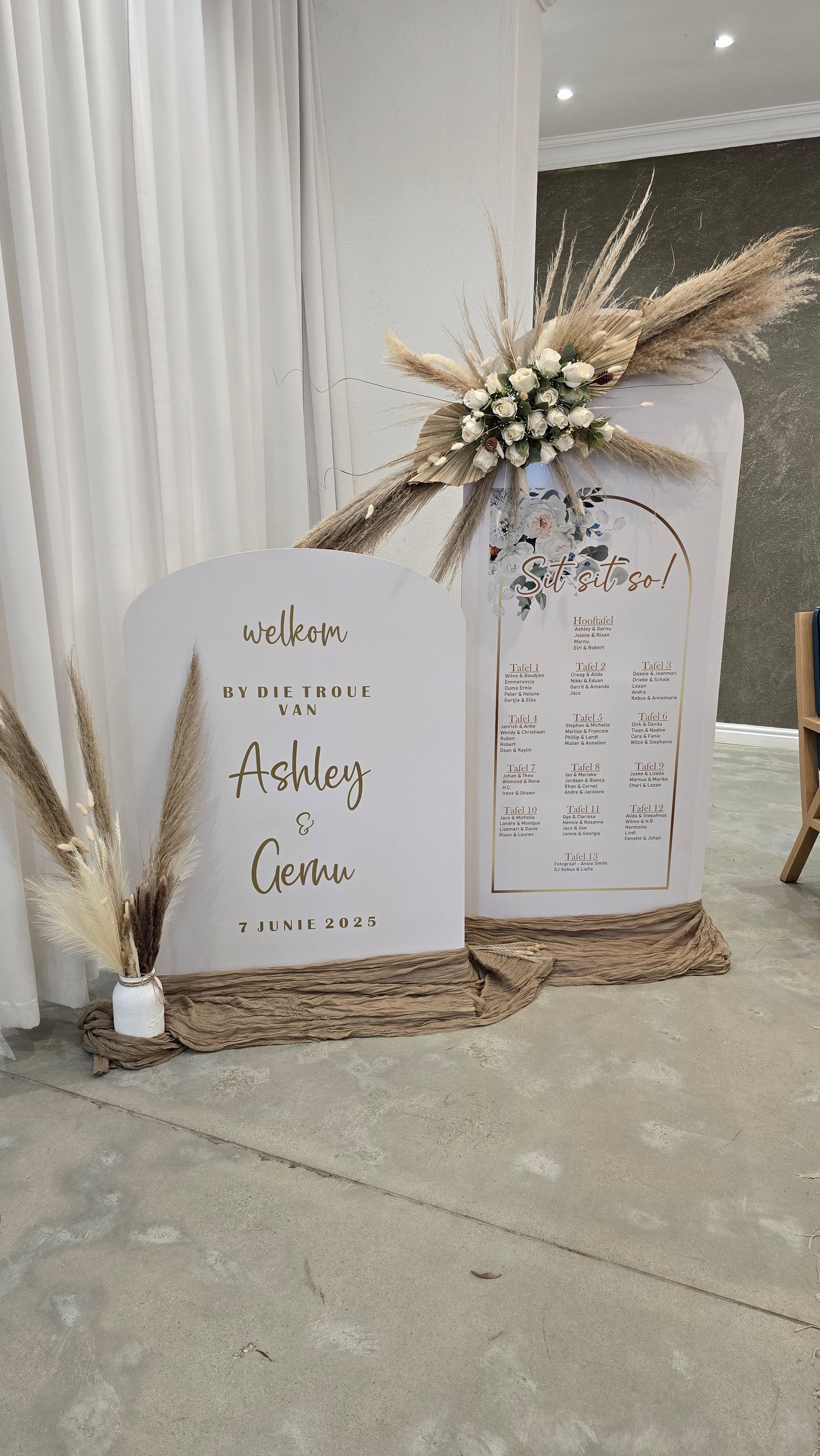 Arch board display set