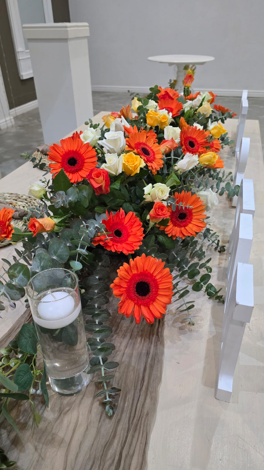 Floating candle vases (hire only)